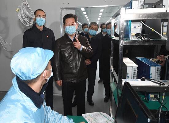 三晋长城下，太原云厂启新篇 山西书记考察计算机技术培训工作